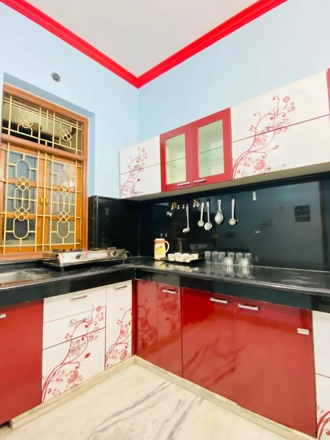 Shree Shyam Kunj Aparthotel Βαρανάσι 3*,