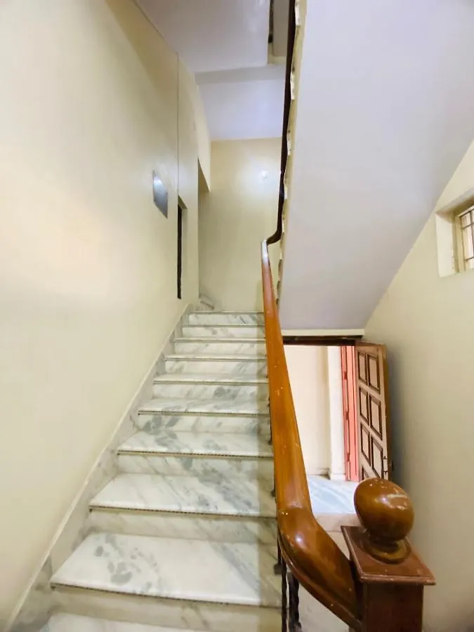 Shree Shyam Kunj Aparthotel Βαρανάσι 3*,