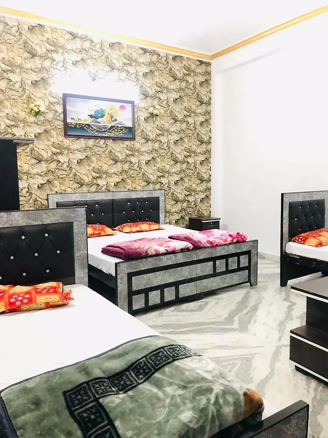 Shree Shyam Kunj Aparthotel Βαρανάσι